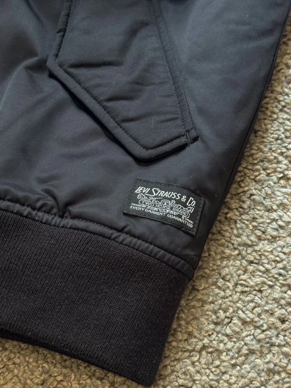 Levis size medium